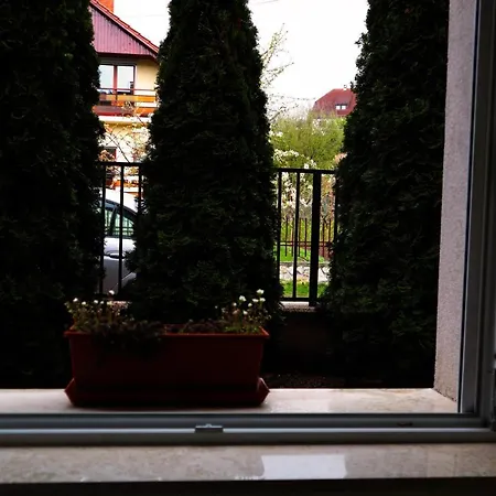 Kugi Apartman Apartament